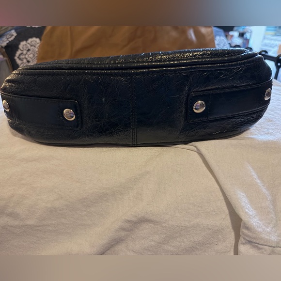 Coach Black Leather Zoe Shoulder Bag with purple satin lining Great Condition - Picture 5 of 7